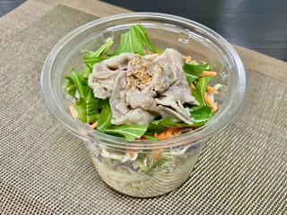 ファミリーマート 振って食べる！豚しゃぶのパスタサラダ