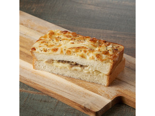 ファミリーマート ホットサンド トーストサンド きのこホワイトソース