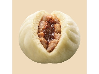 ファミリーマート 極旨黒豚まん ピリ辛味噌