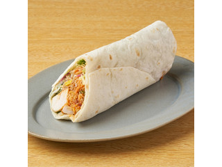 ファミリーマート バッファローチキンのサラダラップ