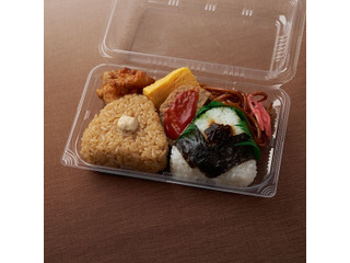 ファミリーマート おむすびおかずセット 昆布・ツナマヨネーズ