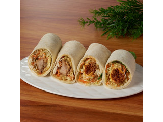 ファミリーマート トルティーヤタルタルチキンとタコス風ミート