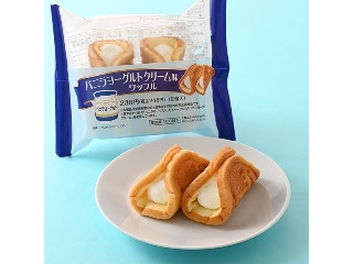 ファミリーマート バニラヨーグルトクリーム味 ワッフル