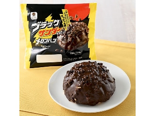 ファミリーマート ファミマルBakery ブラックサンダーメロンパン