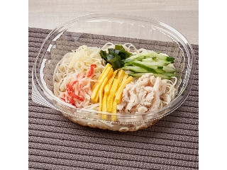ファミリーマート 6種具材の冷しぶっかけ手延素麺