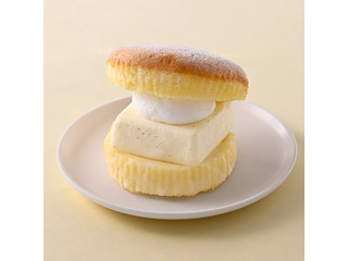 ファミリーマート ファミマルSweets バタームースサンド