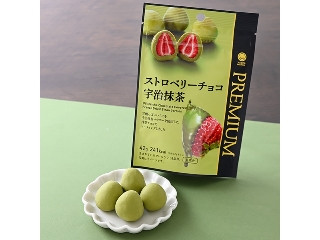 ファミリーマート ファミマルPREMIUM ストロベリーチョコ宇治抹茶