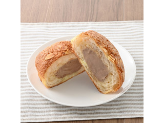 ファミリーマート ファミマルBakery チョコホイップのバタークロワッサンメロンパン