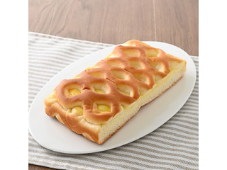 ファミリーマート ファミマルBakery ソフトなチーズクリームパン