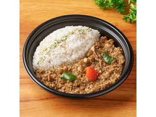 ファミリーマート オイスターの旨味広がるガパオライス 麦入りごはん