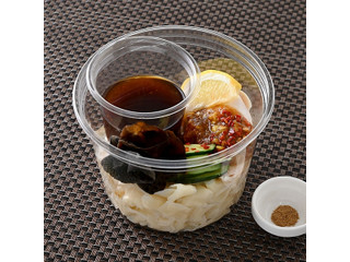 ファミリーマート 冷製 花椒の効いたよだれ鶏と黒酢のあえ麺