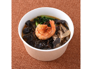 ファミリーマート 香り立つ しびれとコクの麻辣湯