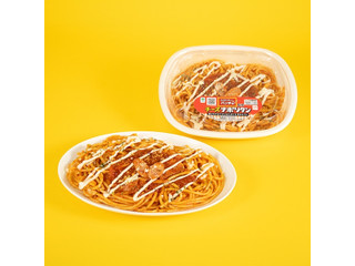 ファミリーマート パンチョ監修 大盛 太麺！チーズナポリタン