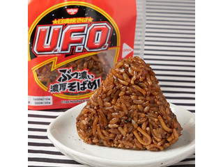ファミリーマート ファミマルKITCHEN 日清焼そばU.F.O.ぶっ濃い濃厚そばめし