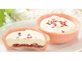 ローソン いちごのショコラタルト いちごソース入り