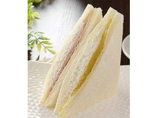 ローソン ラム香るモンブラン＆栗ダイス入りモンブラン