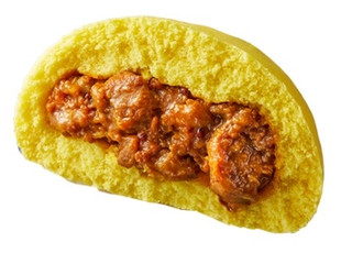 ローソン チキンがごろごろカレーまん