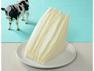 ローソン MILK監修 ダブルクリームサンド（ローソン）クチコミ4件