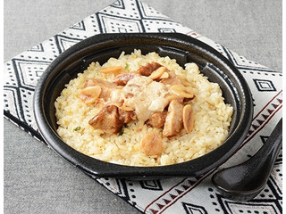 ローソン 背脂にんにく豚チャーハン