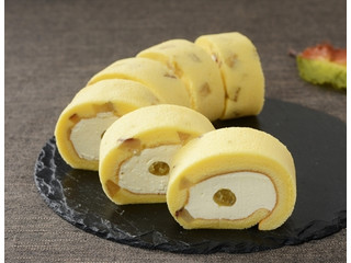 ローソン Uchi Cafe’ 焼き芋のもち食感ロール 紅はるか