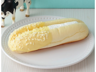 ローソン MILKふんわりホイップロール