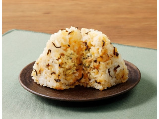 ローソン 塩こんぶごはんとわさびツナマヨネーズ