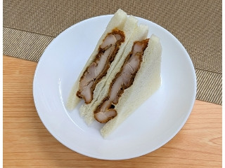 ローソン 鶏唐揚げサンド ヤマカノ醸造純正醤油使用
