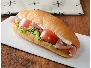 ローソン ROLLサンド 生ハムマスカルポーネ