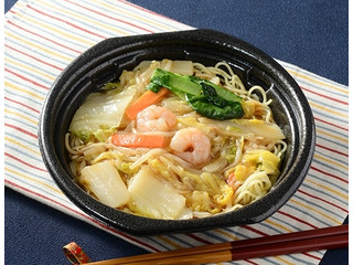 ローソン 1／2日分の野菜が摂れる あんかけ焼そば