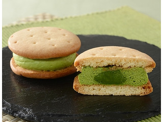 ローソン × 森半 濃い抹茶しっとりビスケットサンド