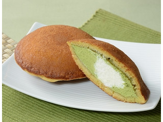 ローソン Uchi Cafe’ × 森半 どらもっち 抹茶ミルク