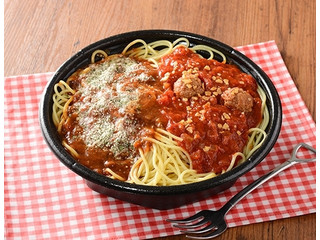 ローソン 合わせすぎ！ミートソース＆トマトガーリックパスタ