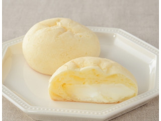 ローソン Uchi Cafe’ もちぷよ 北海道産生クリーム入りミルククリーム