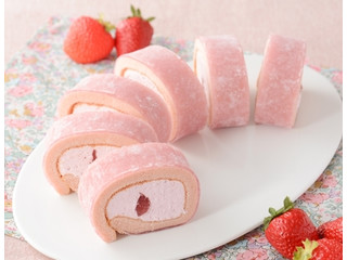 ローソン Uchi Cafe’ わらび餅で巻いたもち食感ロール いちごわらび餅入り