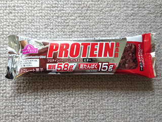 トップバリュ プロテインバ― シリアルチョコ ビター