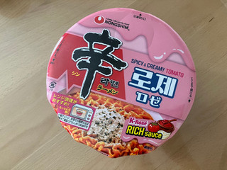 農心 辛ラーメン ロゼ（農心ジャパン）クチコミ2件・評価3.5/7点【もぐ