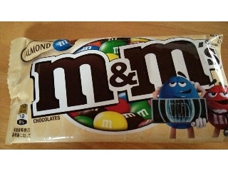 特価商品 アメリカm&m's エムアンドエム Variety M&M Pack 18袋入り