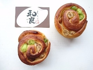 和良 米粉の三色豆パン