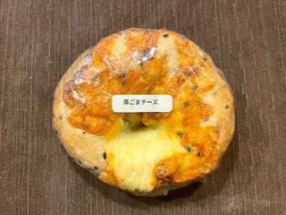 gram 黒ごまチーズ 黒ごま生地 商品写真