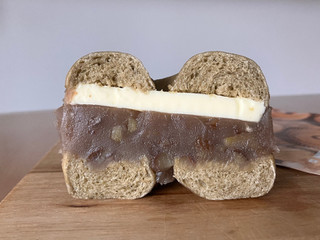 NIKO BAGEL WORKS ほうじ茶甘栗あんバター