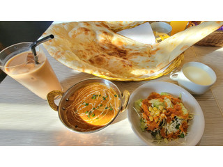 インドカレー スバラシー Bランチ チキンカレー