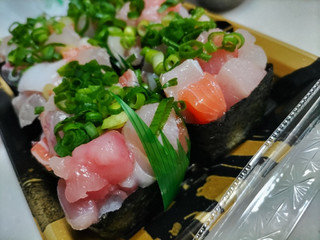 にぎりの徳兵衛 海の幸軍艦