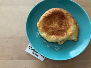 Glutton bears bakery ざくざくメロンパン