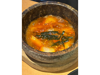 焼肉きんぐ 石焼タットリタン 鶏の旨辛煮込み