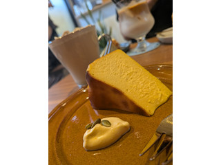 ジョンディーコーヒー かぼちゃバスクチーズケーキ