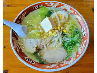 自由軒 バターラーメン