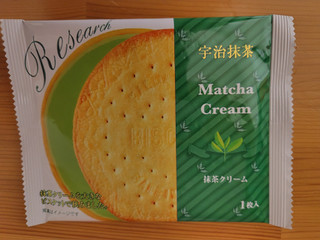 抹茶クリームサンドビスケット