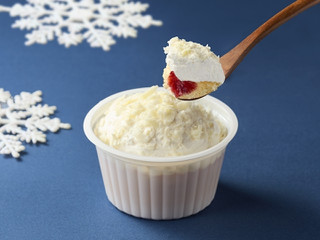 モンテール 小さな洋菓子店 冬のかまくらケーキ