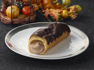 モンテール 小さな洋菓子店 くちどけショコラエクレア