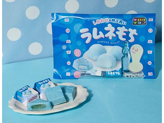 チロル チロルチョコ しあわせを呼ぶ青いラムネもち